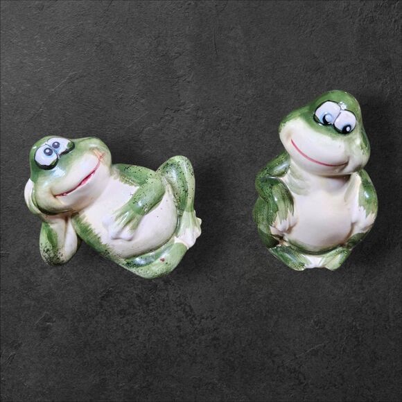 Vintage Frog Salt & Pepper Shakers on Lily Pad Tray Green Holiday Gift Set Frogs - Picture 7 of 12